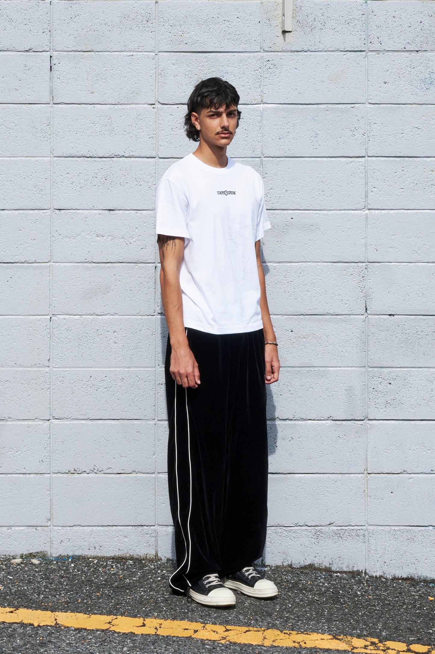 M2C Velvet Setup pants