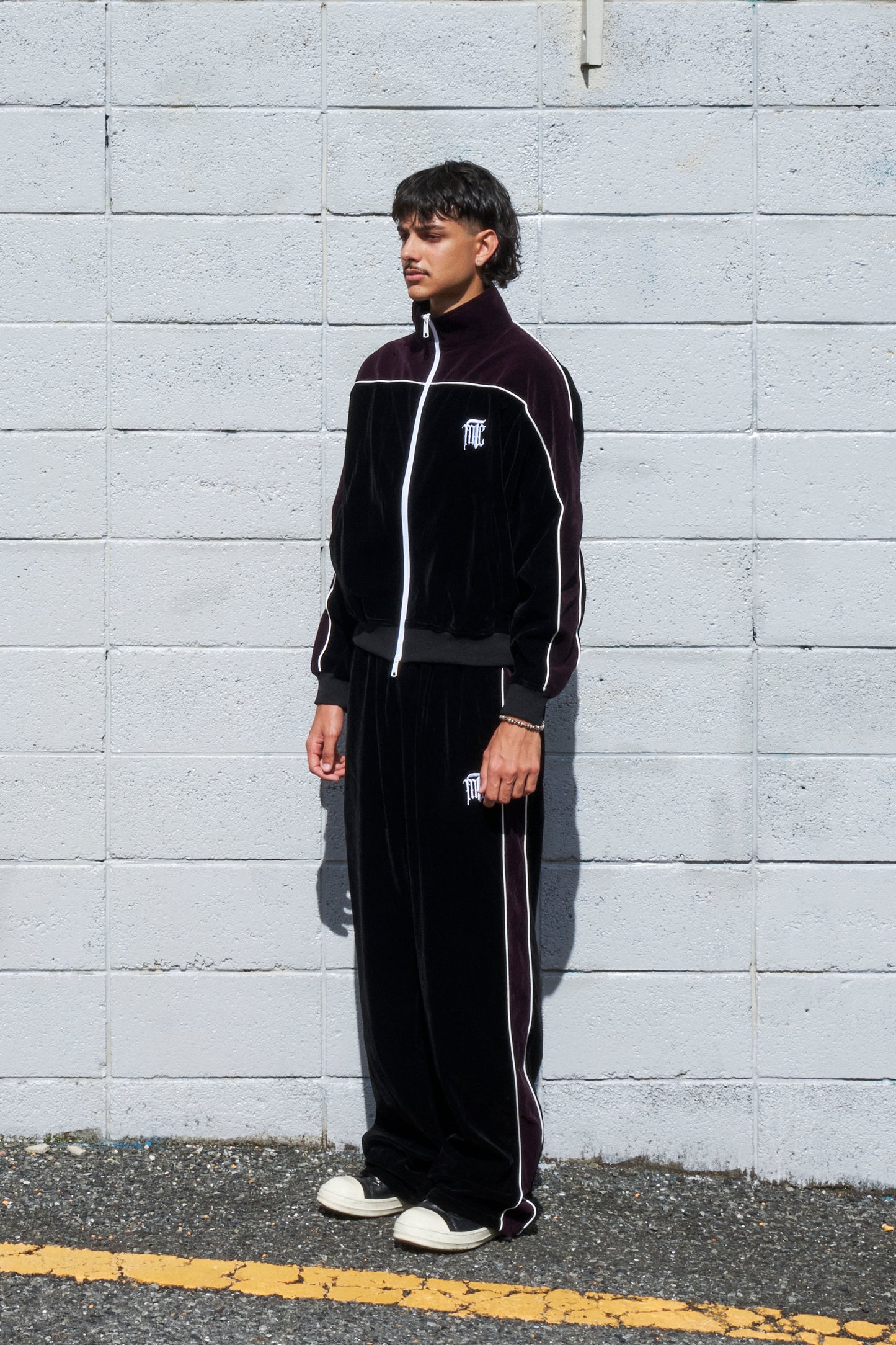 M2C Velvet Setup tops